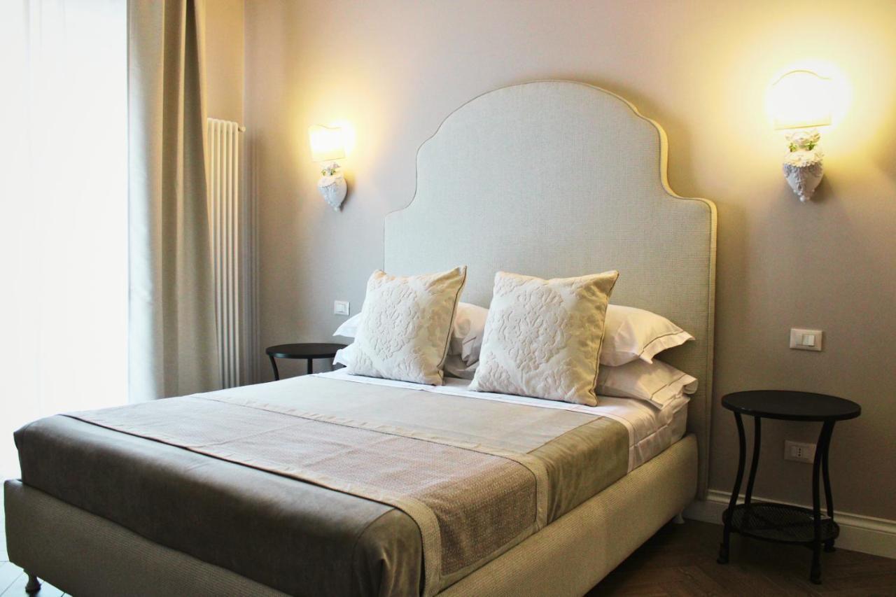 Mori E Pupe Guest House Taranto Eksteriør billede